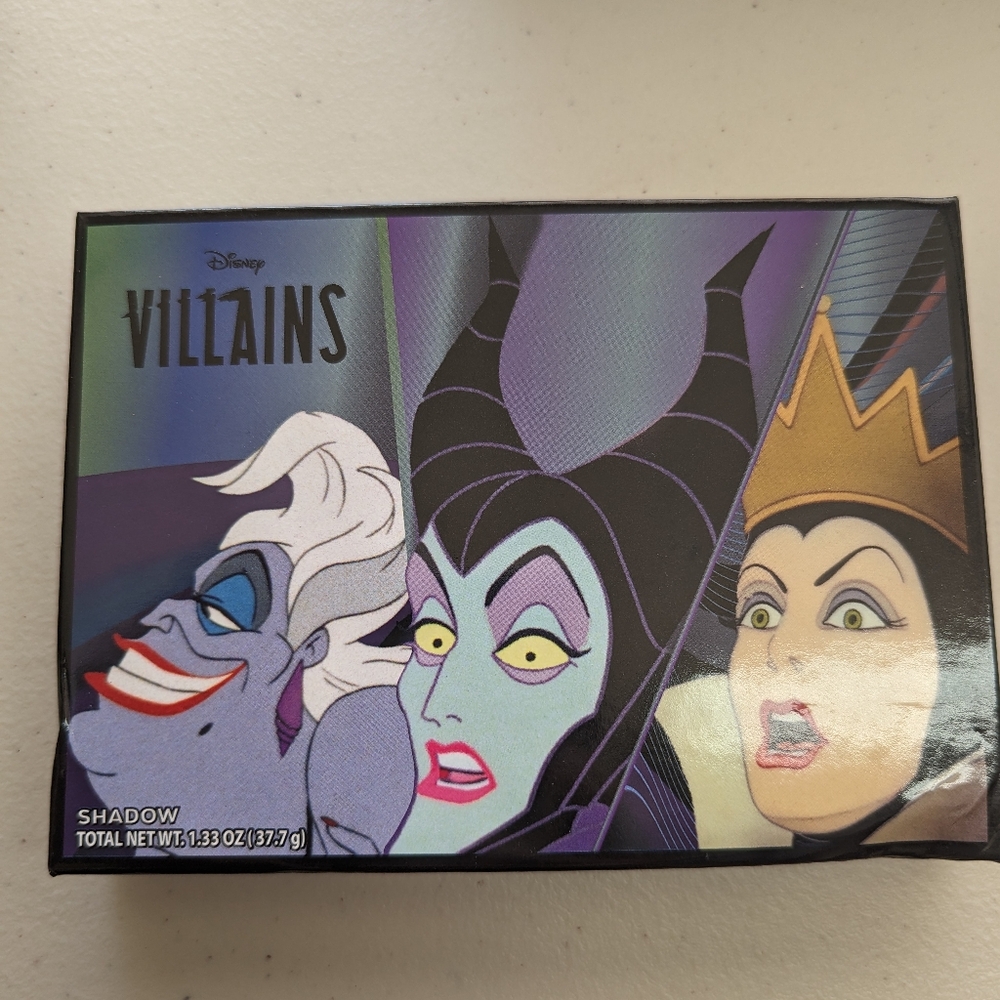 Villains Eyeshadow Pallet